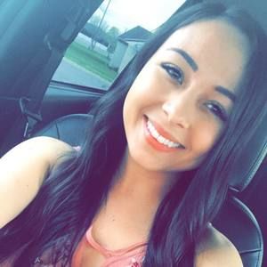 Meet your Posher, Alicia